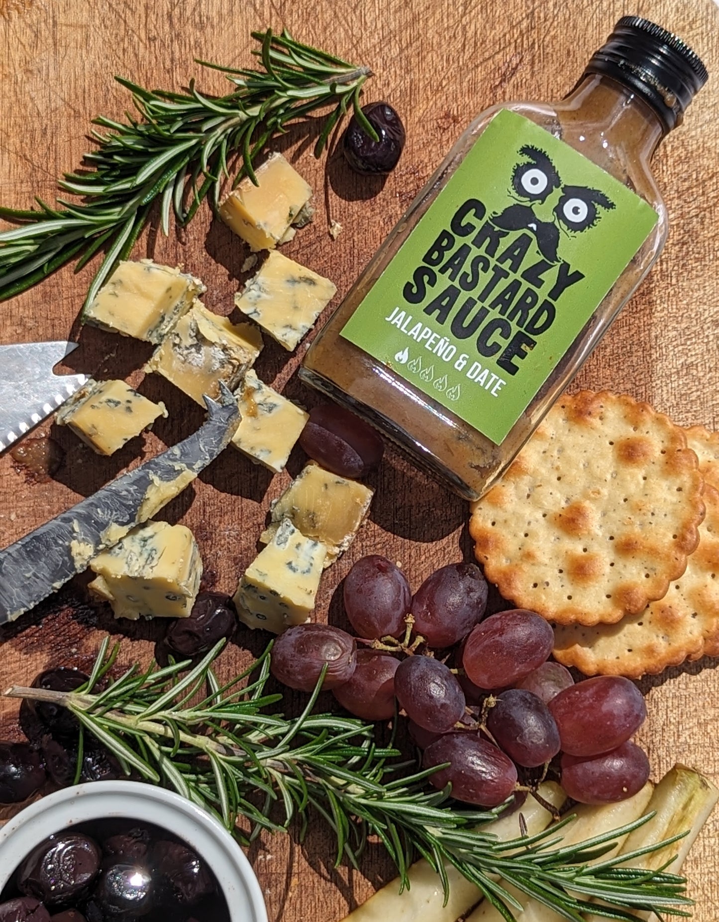 Zesty jalapeño and sweet date hot sauce, made in the UK, ideal for adding a spicy-sweet kick to tacos and grilled meats.